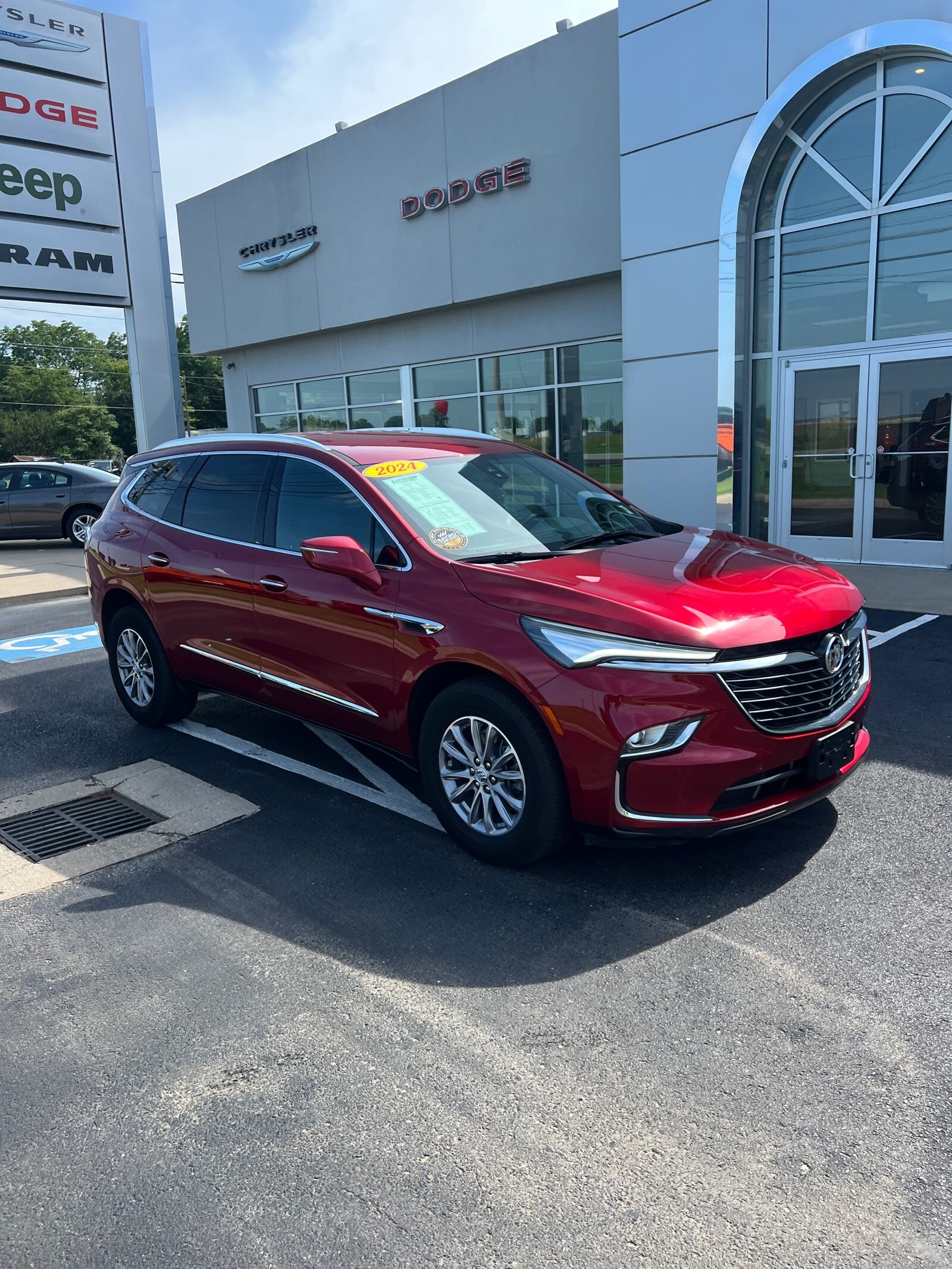 2024 Buick Enclave Premium photo 4