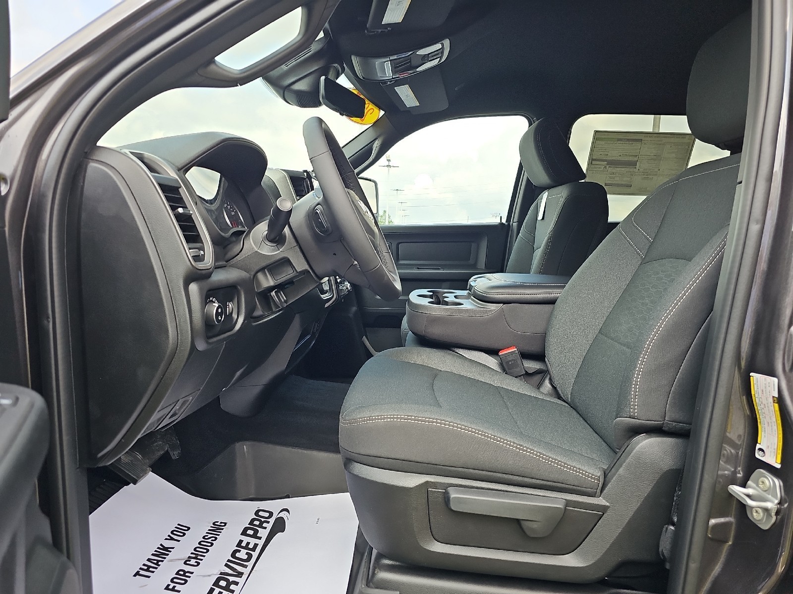 2025 RAM 2500 Tradesman - Photo 12