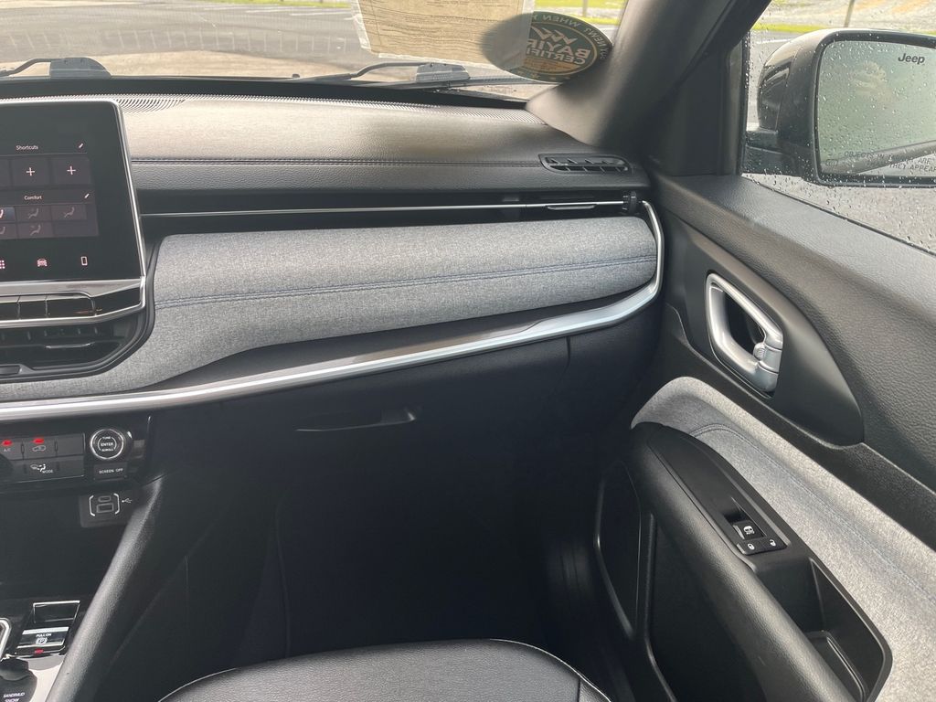 2024 Jeep Compass Latitude - Photo 15