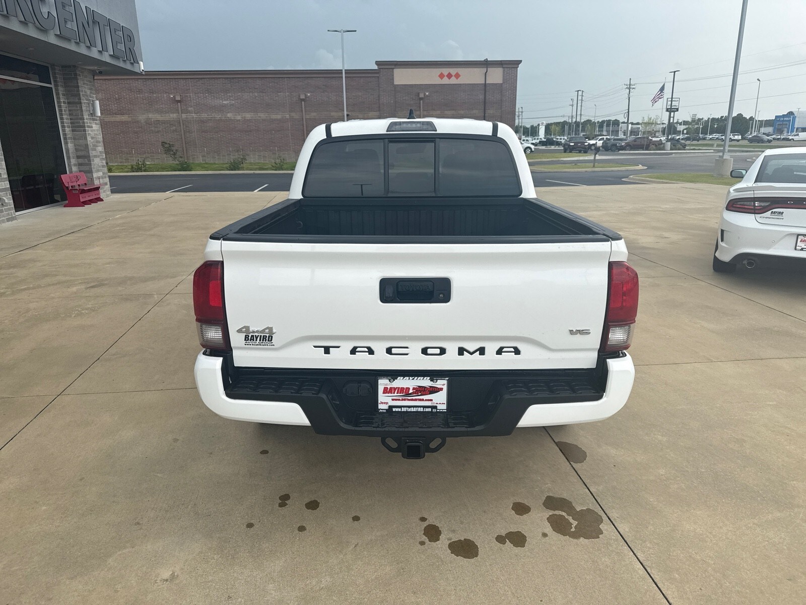 2023 Toyota Tacoma SR V6 photo 3
