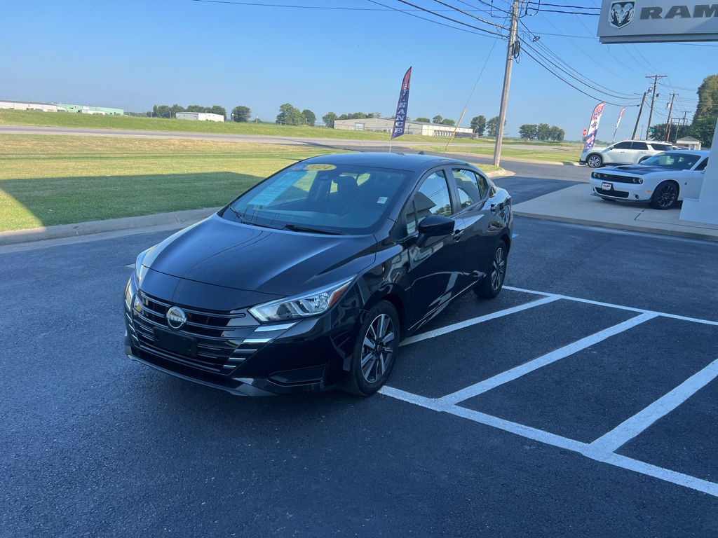 Used 2024 Nissan Versa 1.6 SV Sedan