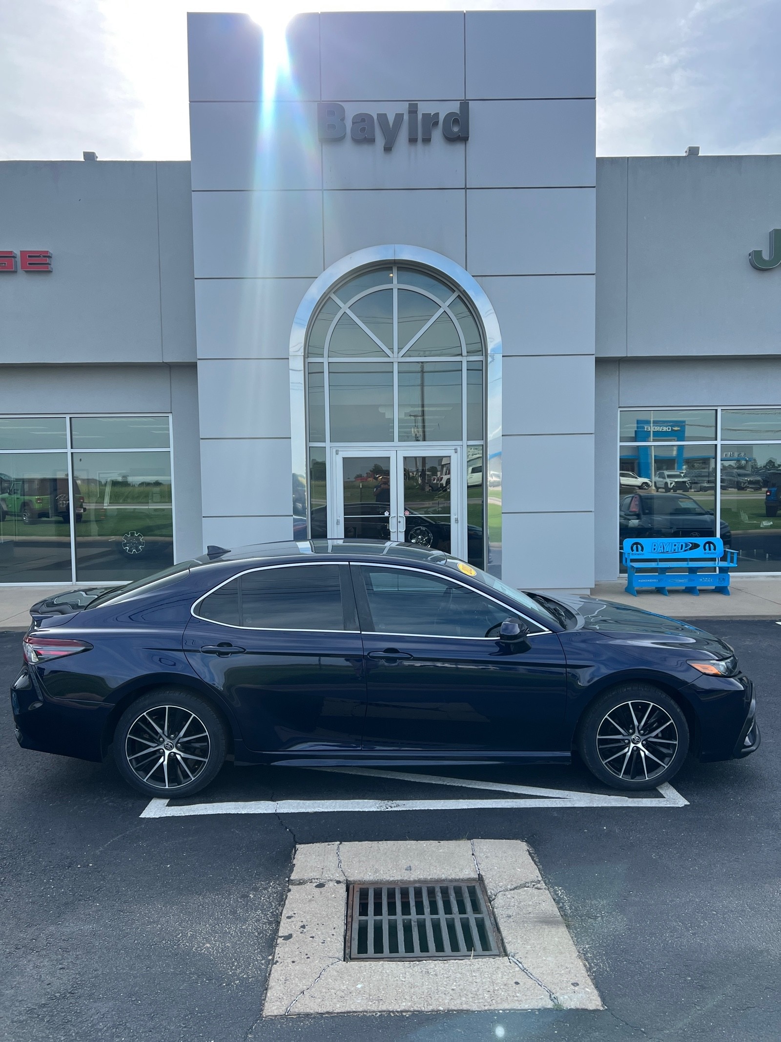 2021 Toyota Camry 2.5 Auto SE Nightshade's photo