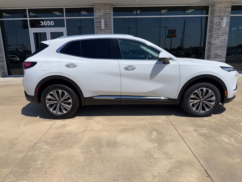 Used 2024 Buick Envision Preferred SUV