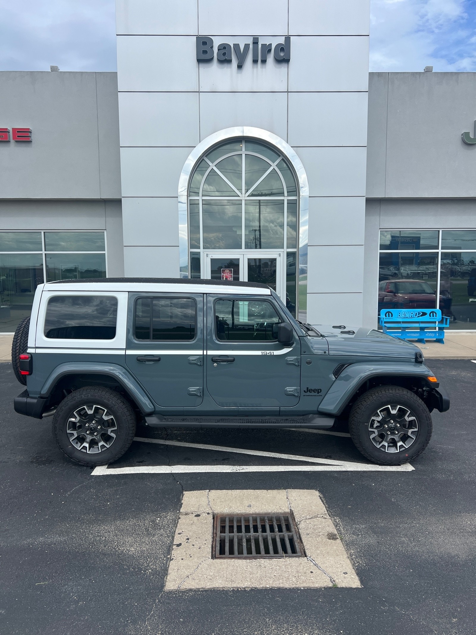 2026 Jeep Wrangler Sahara's photo