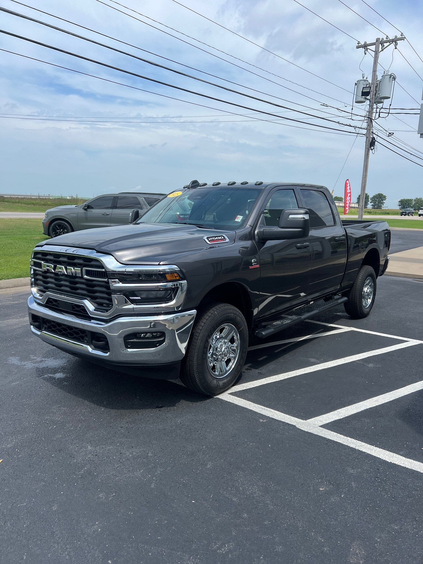 2025 Ram 2500 Tradesman photo 2