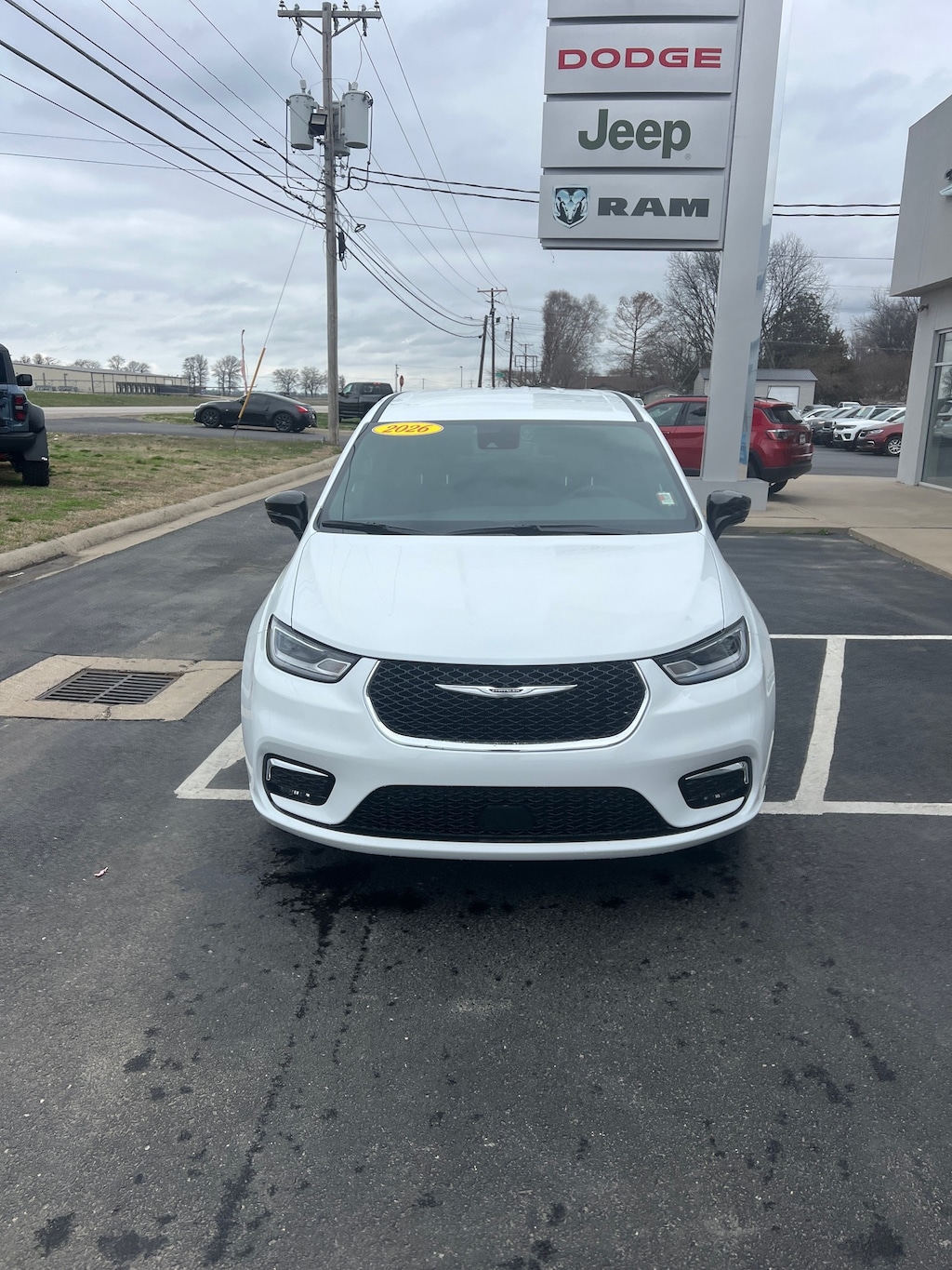 New 2026 Chrysler Pacifica Select Passenger Van