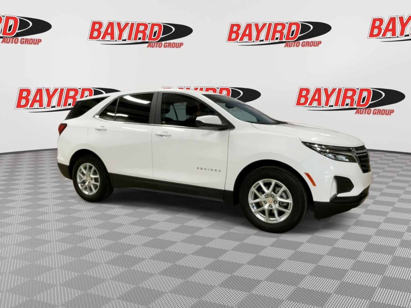 2022 Chevrolet Equinox LT photo 2