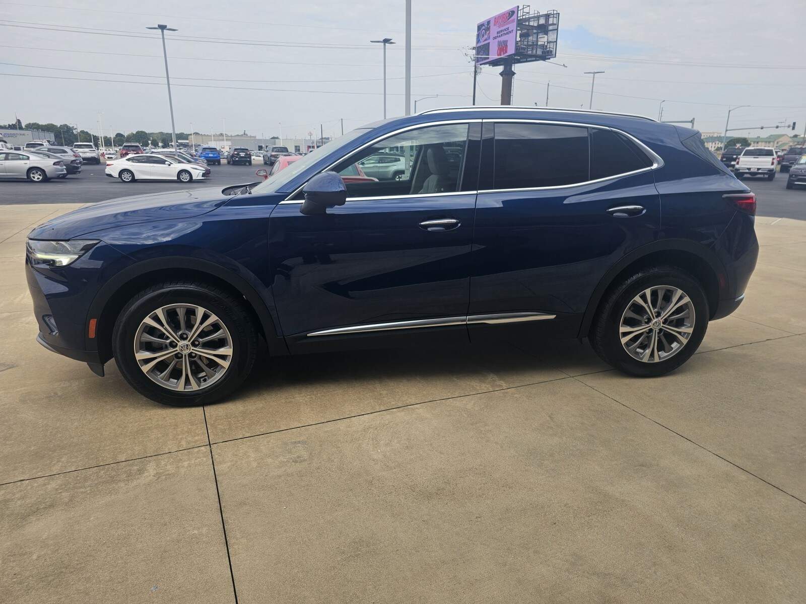 2023 Buick Envision Preferred photo 2