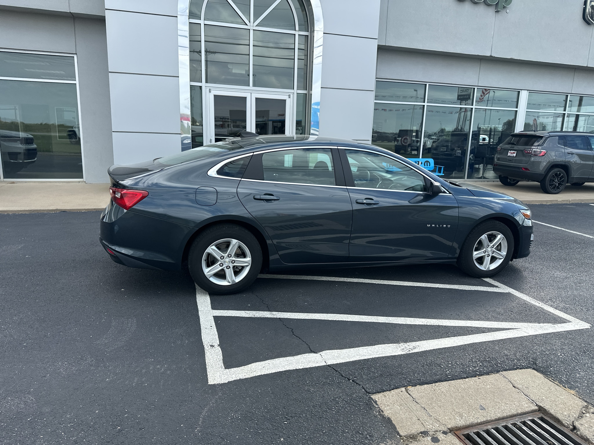 Used 2020 Chevrolet Malibu 1LS with VIN 1G1ZB5ST7LF139106 for sale in Kennett, MO
