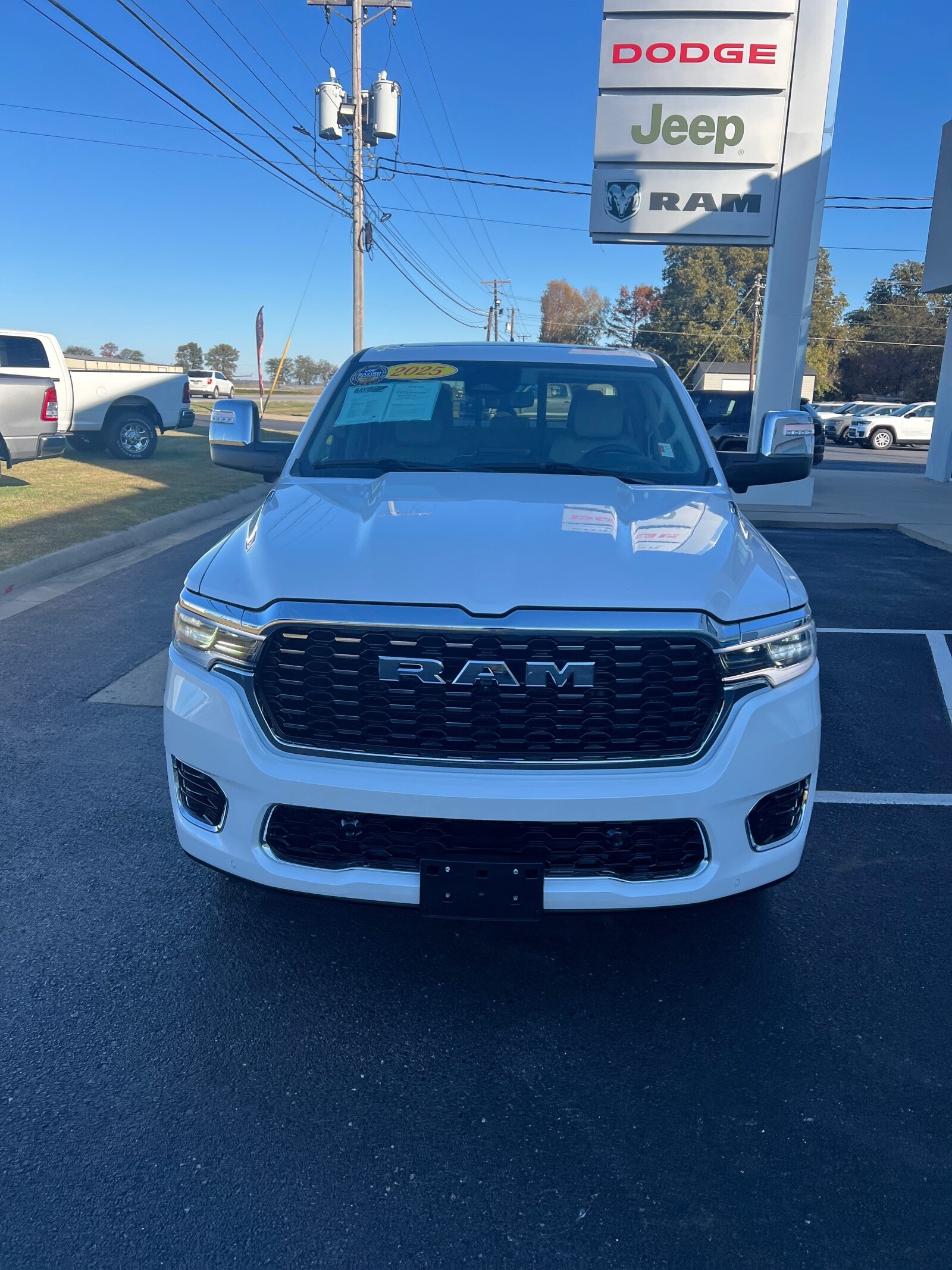 2025 Ram 1500 photo 2