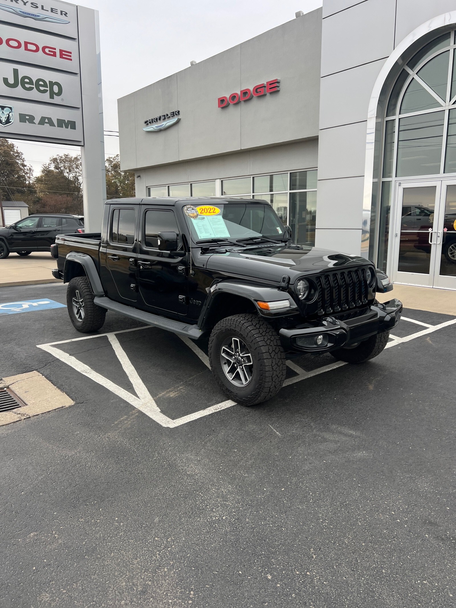 2022 Jeep Gladiator High Altitude photo 3