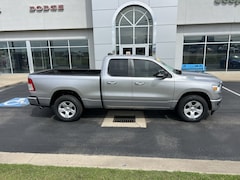 2022 Ram 1500 Big Horn/Lone Star Truck Quad Cab