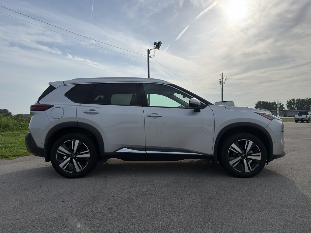 Used 2023 Nissan Rogue SL SUV