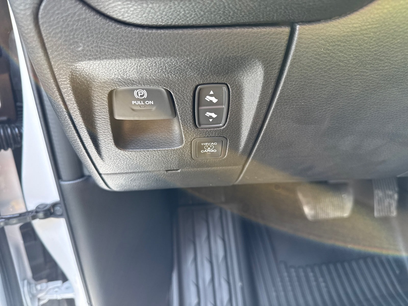 2026 RAM 1500 Laramie - Photo 19