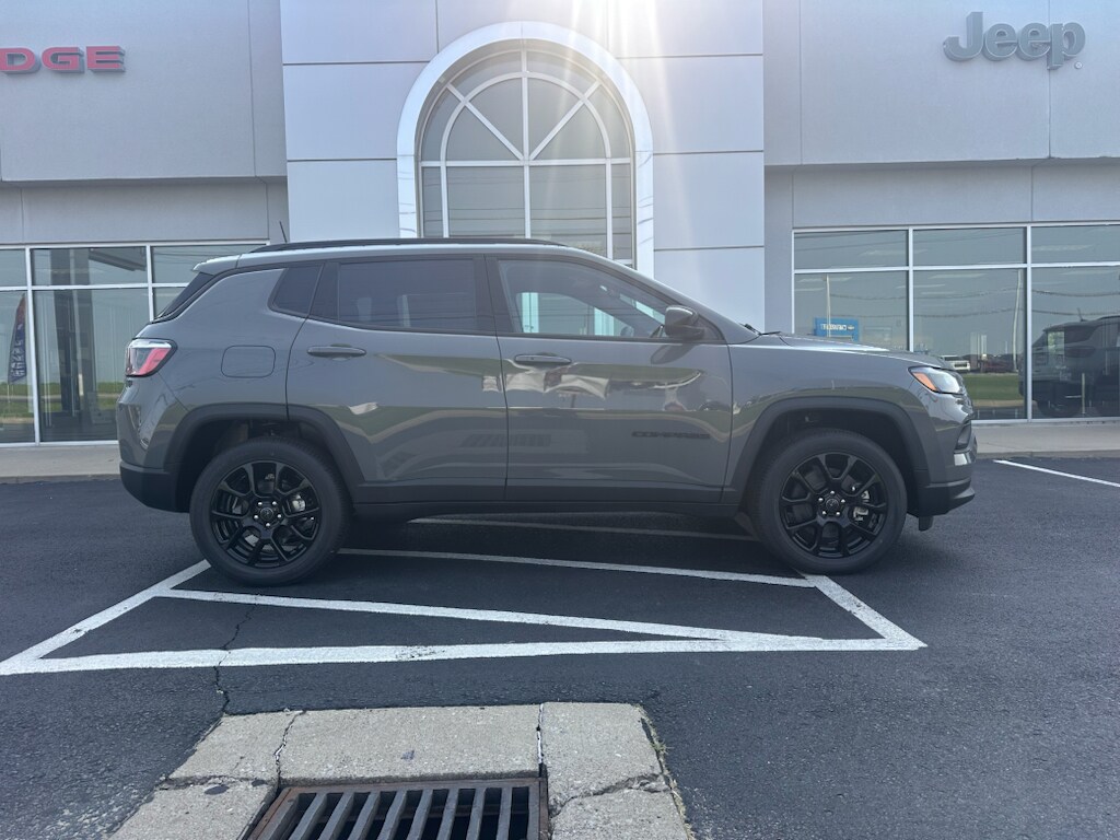 New 2026 Jeep Compass Latitude Sport Utility