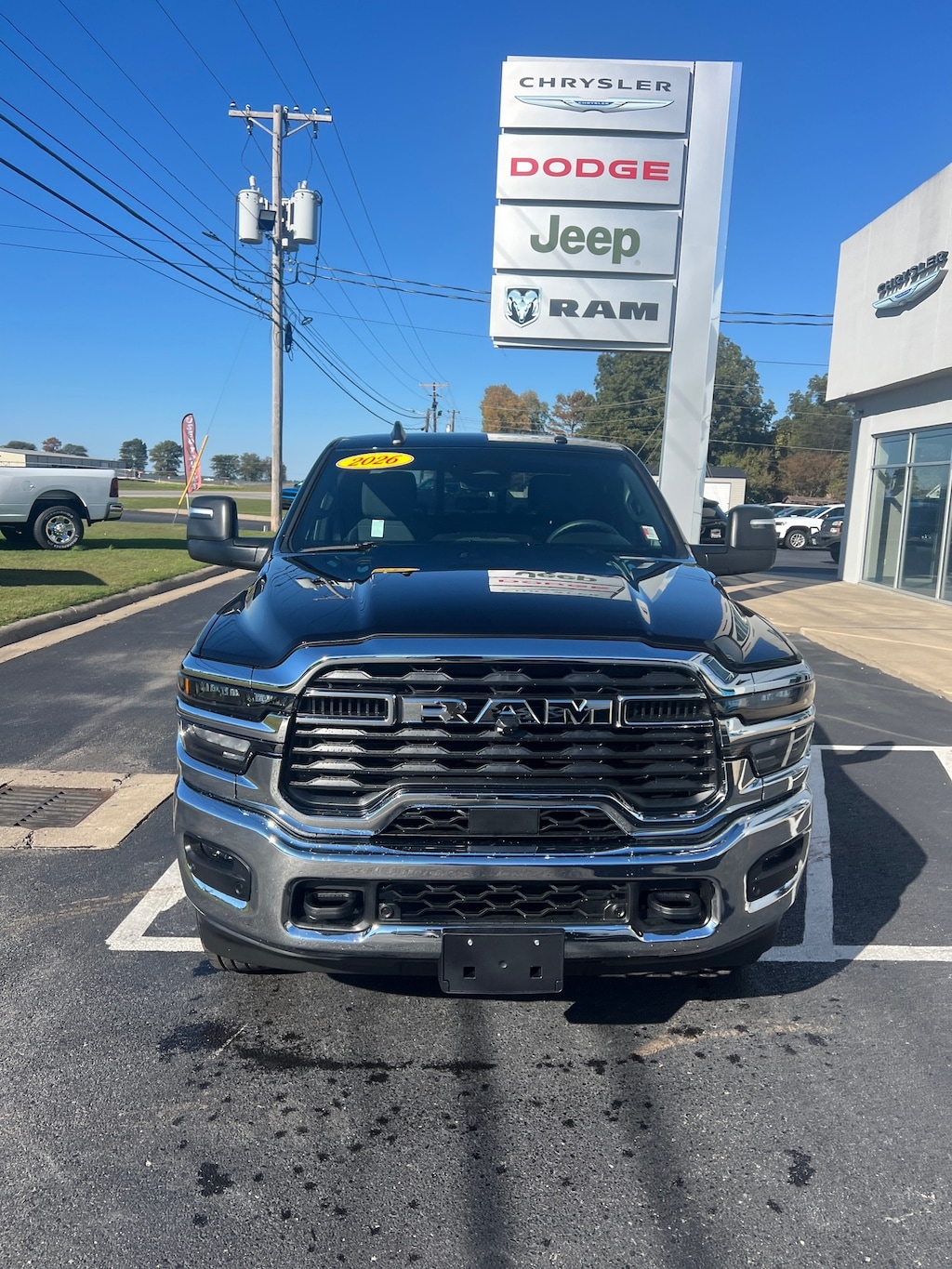 New 2026 Ram 2500 TRADESMAN CREW CAB 4X4 6'4 BOX Pickup