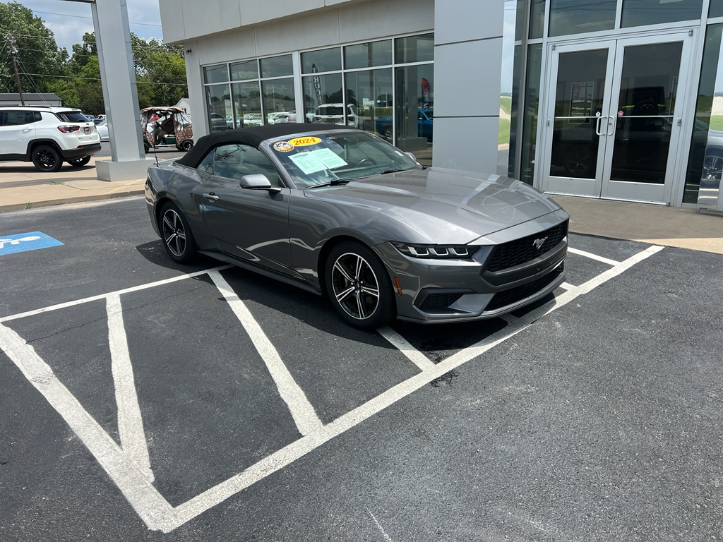 2024 Ford Mustang EcoBoost Premium Convertible's photo
