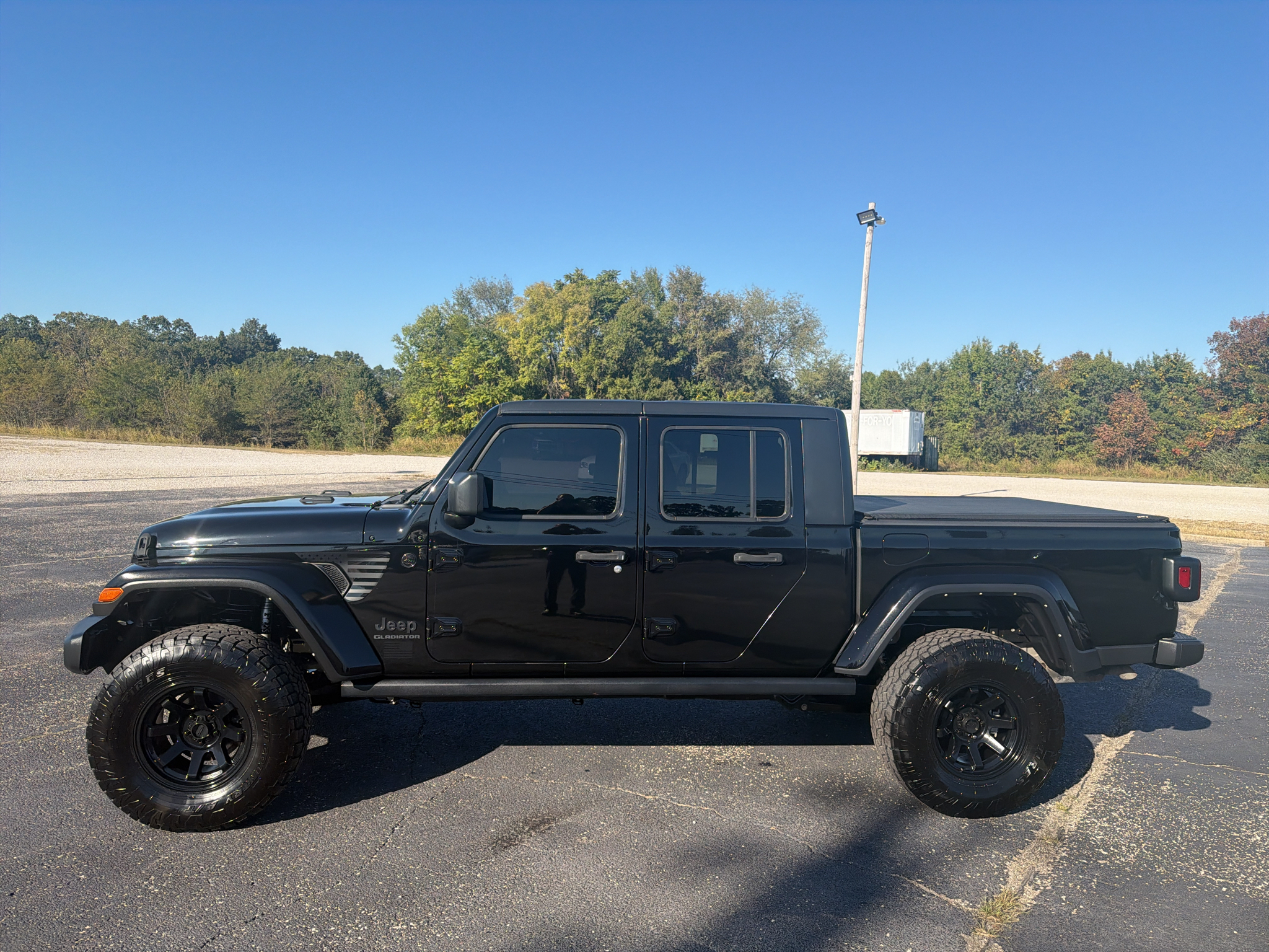 Used 2021 Jeep Gladiator Sport Truck Crew Cab