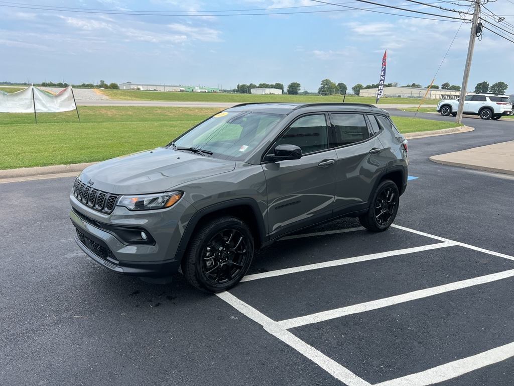 New 2026 Jeep Compass Latitude Sport Utility