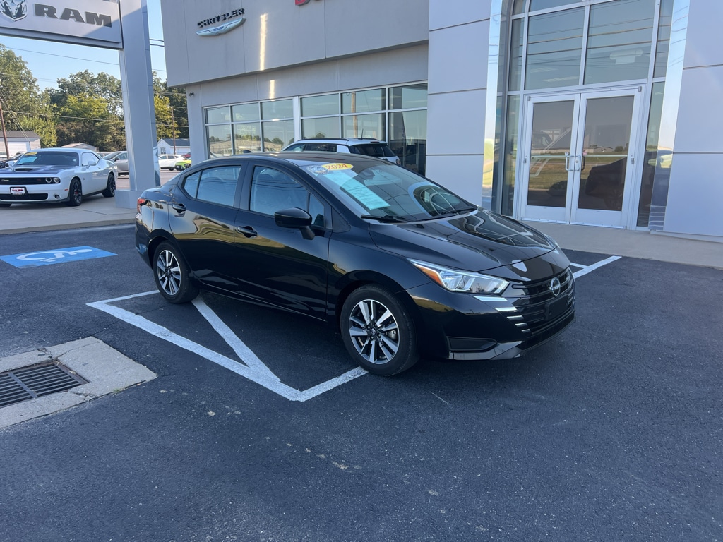 Used 2024 Nissan Versa 1.6 SV Sedan