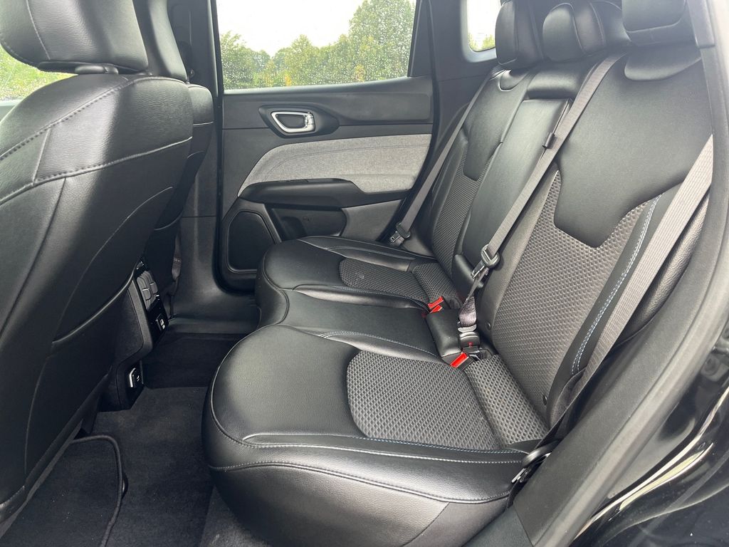 2024 Jeep Compass Latitude - Photo 17