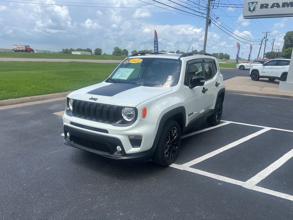 Used 2023 Jeep Renegade Latitude SUV