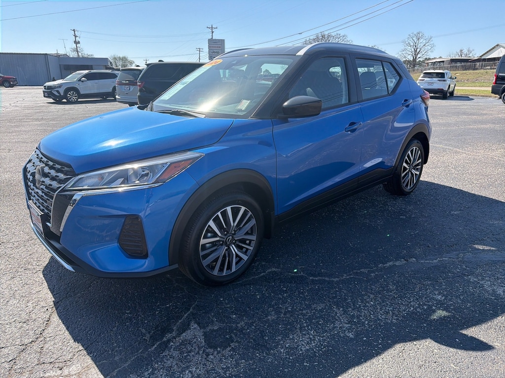 Used 2024 Nissan Kicks SV SUV