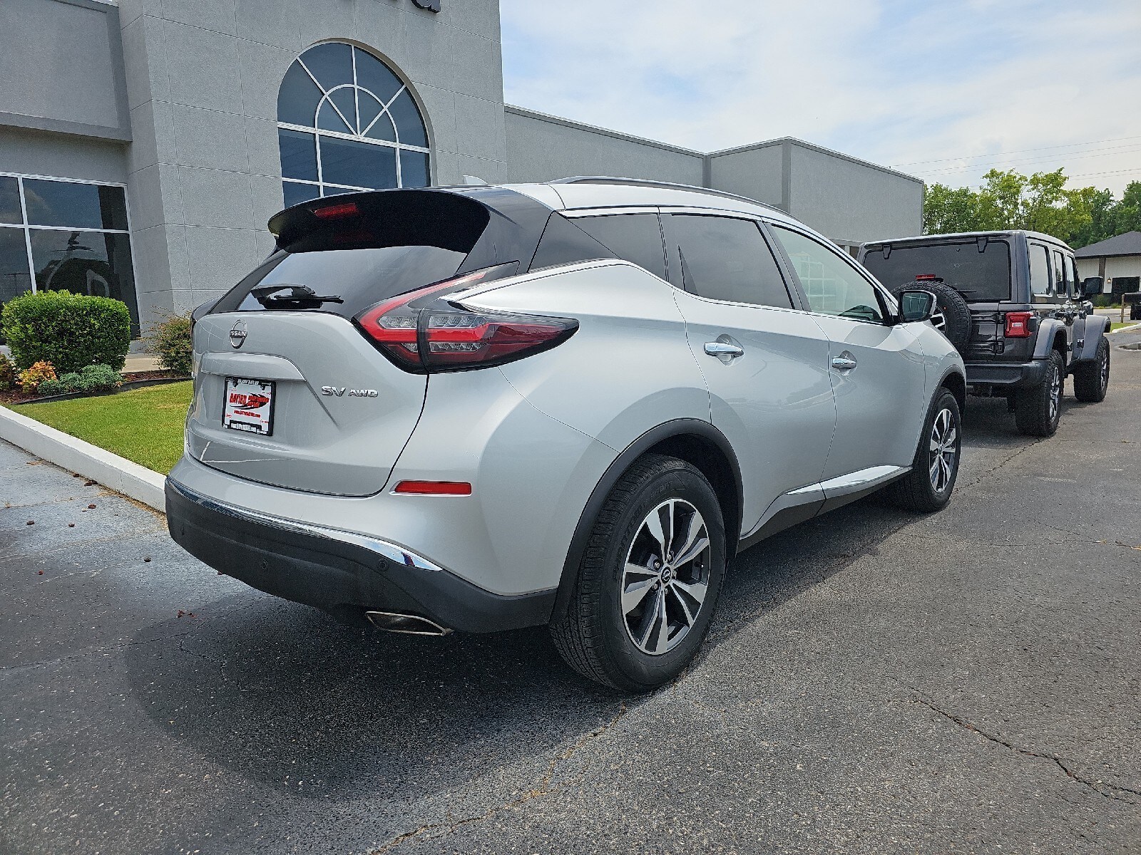 2023 Nissan Murano SV photo 4