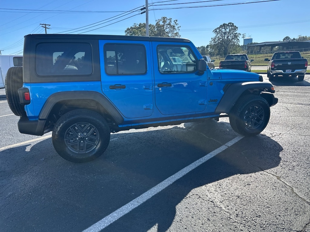 New 2026 Jeep Wrangler Sport Sport Utility
