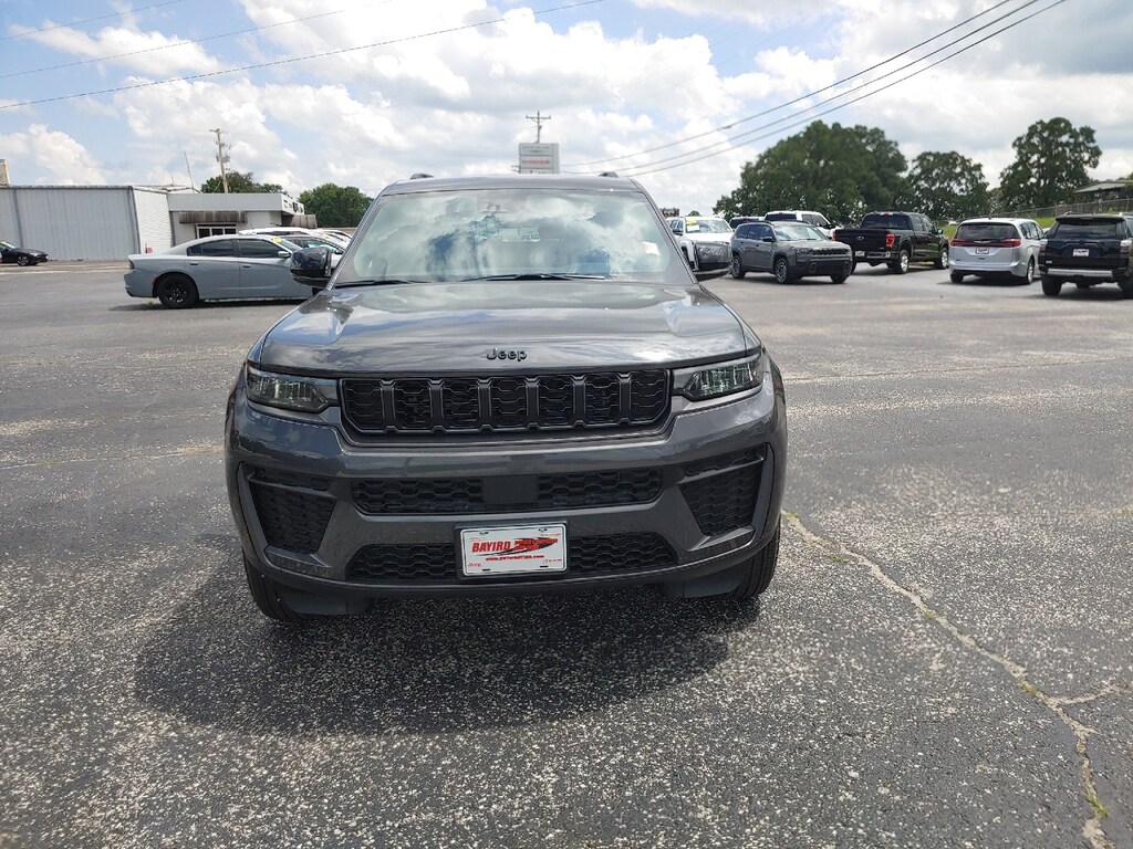 New 2026 Jeep Grand Cherokee L Laredo Sport Utility
