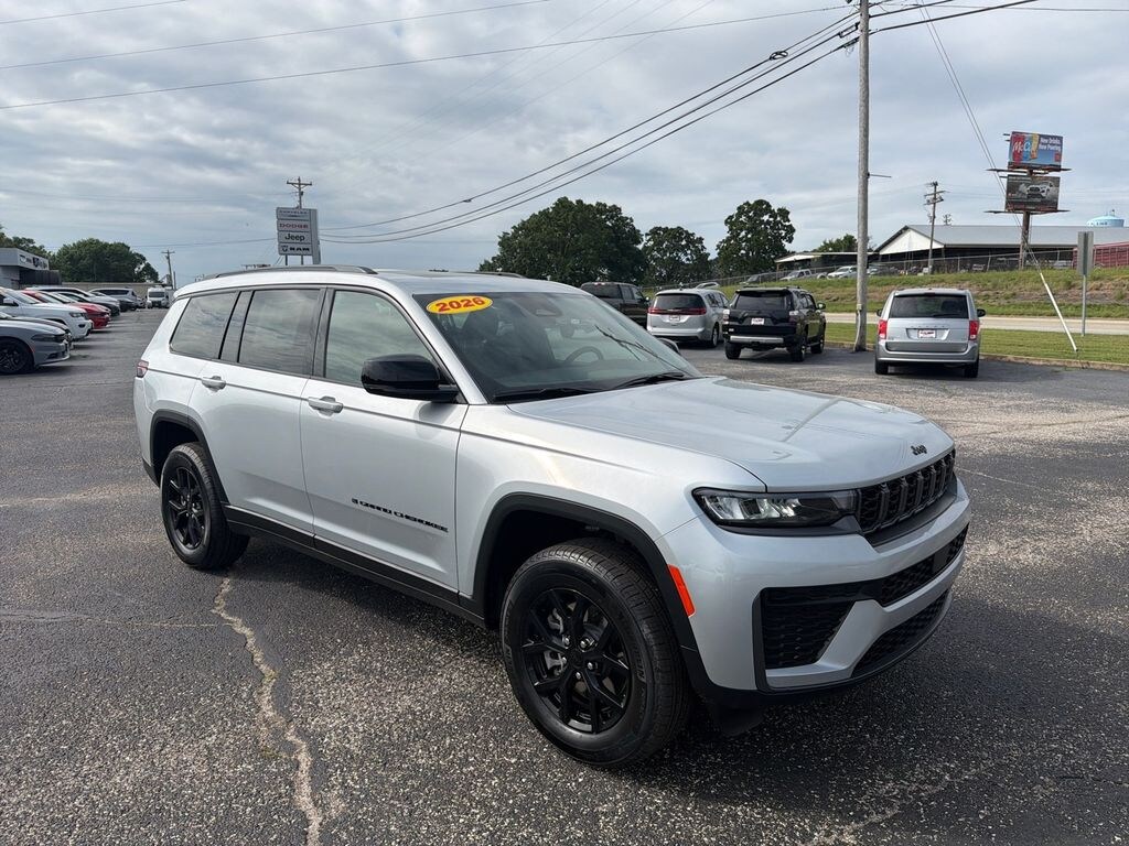 New 2026 Jeep Grand Cherokee L LAREDO ALTITUDE 4X4 Sport Utility