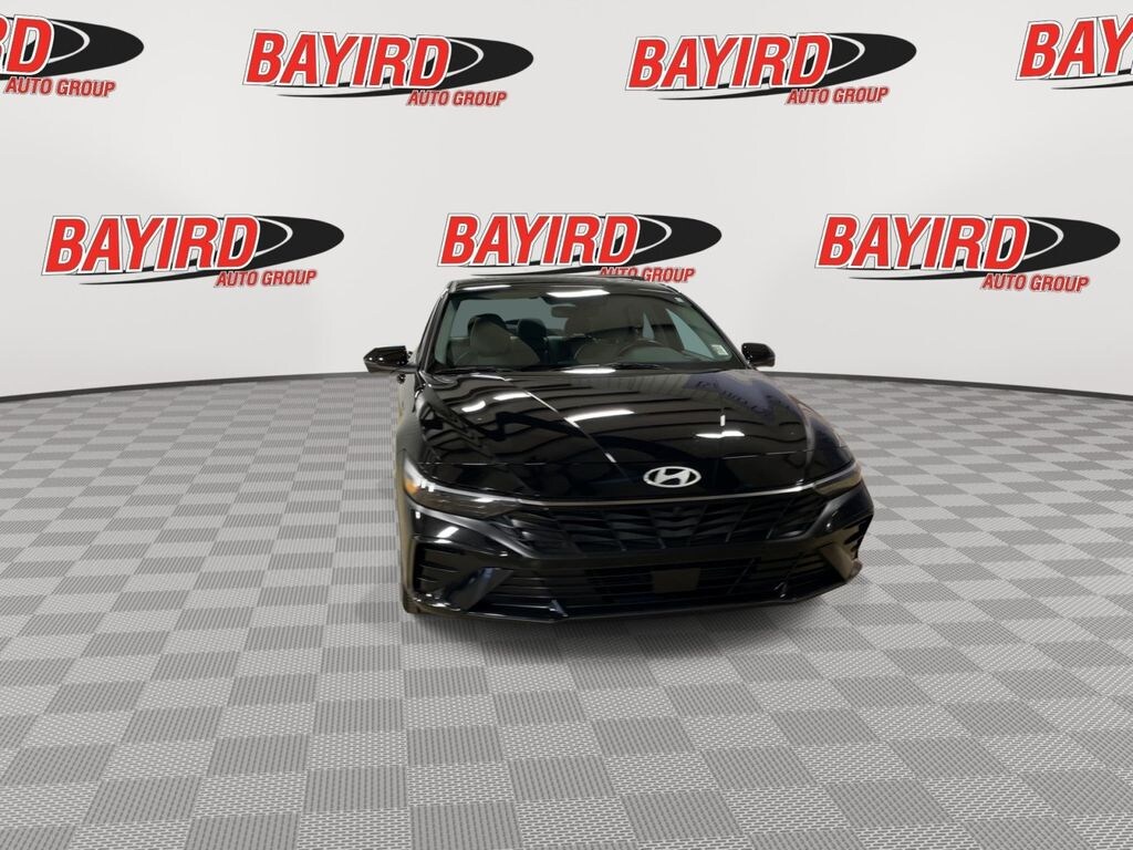 Used 2024 Hyundai Elantra Limited Sedan