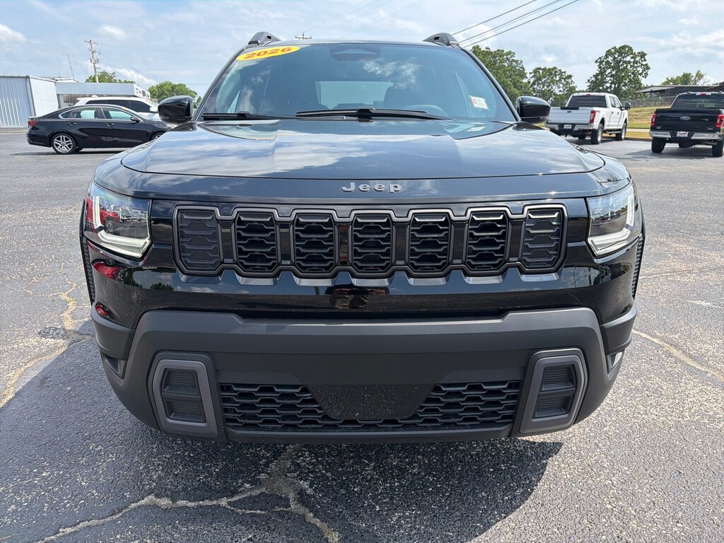 New 2026 Jeep Cherokee Laredo/Limited Sport Utility