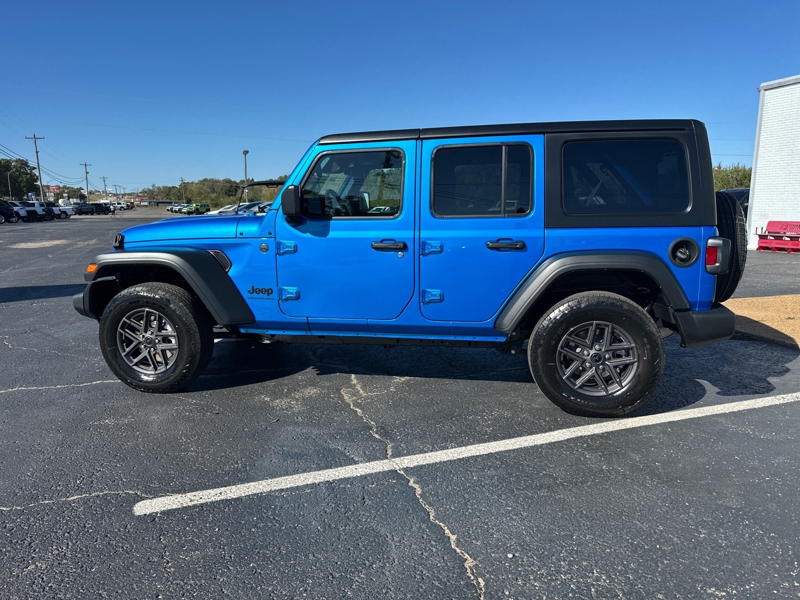 2026 Jeep Wrangler 4-Door Sport S - Photo 11