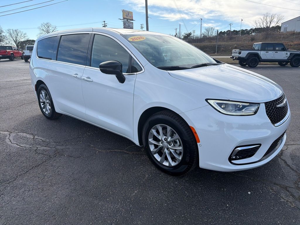  Chrysler Pacifica