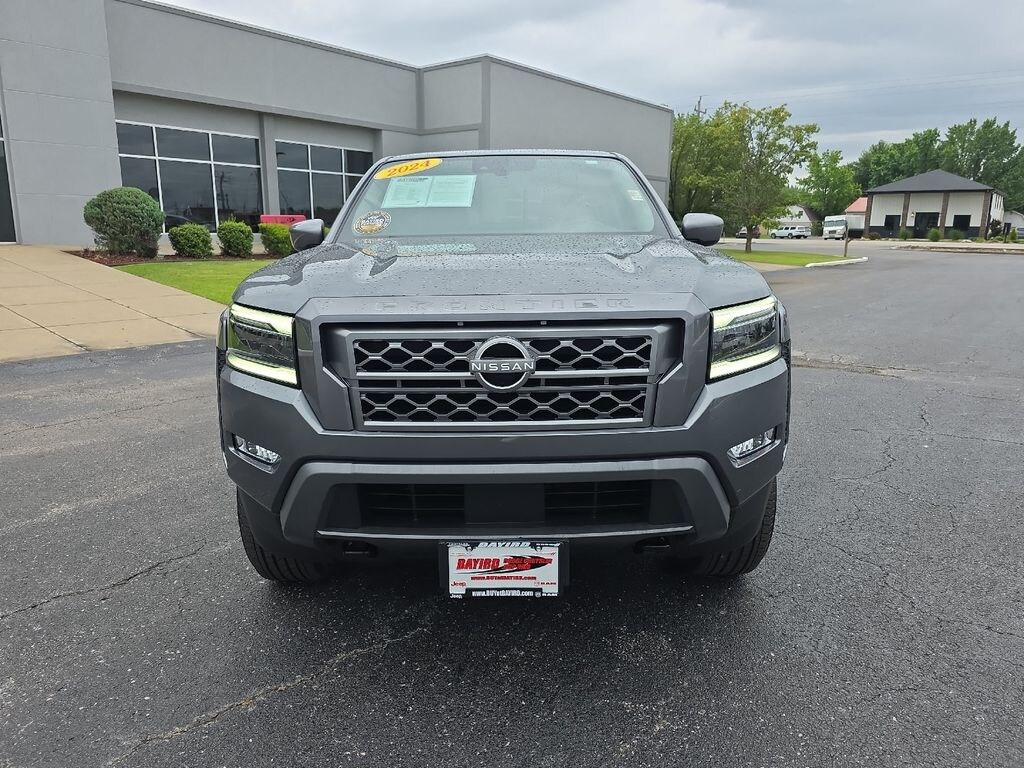 Used 2024 Nissan Frontier SL Truck Crew Cab