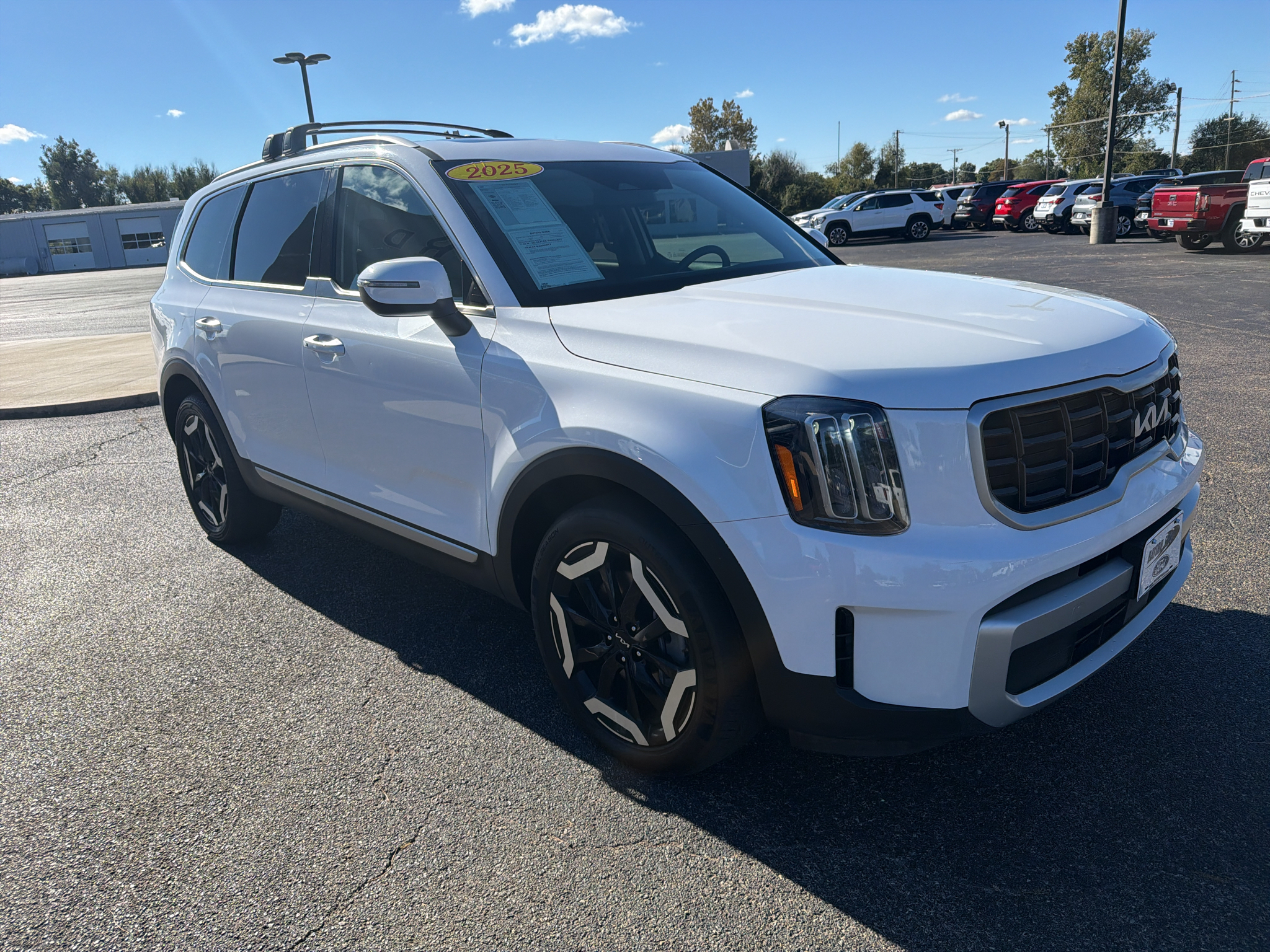 Used 2025 Kia Telluride S SUV