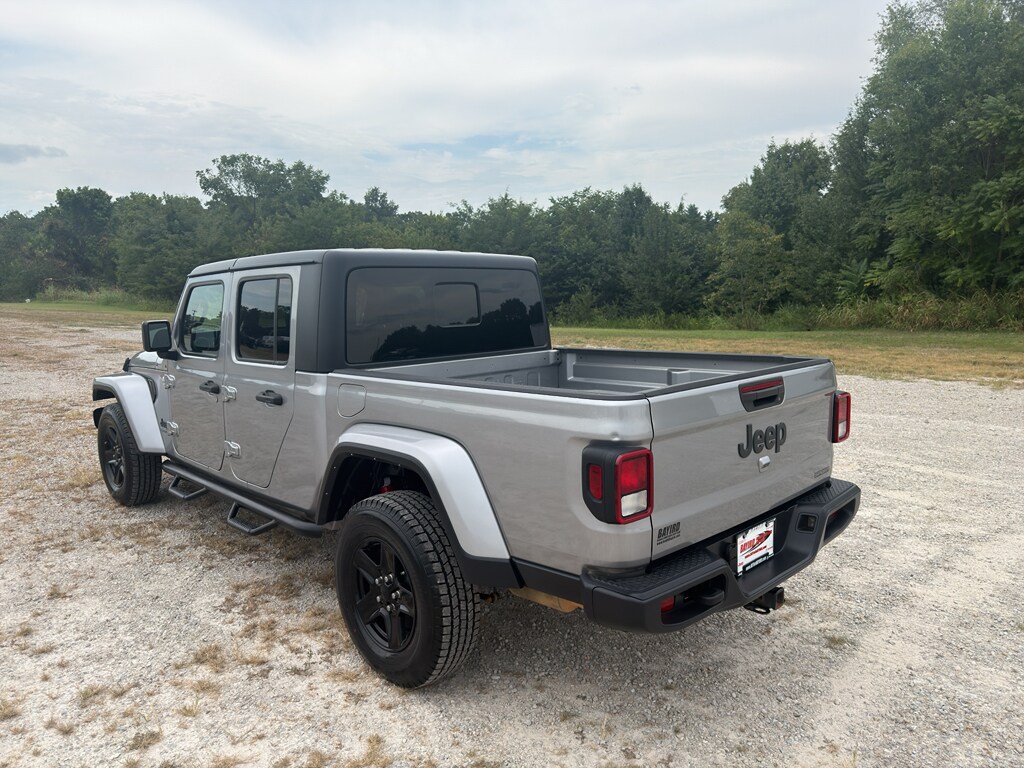 Used 2021 Jeep Gladiator Sport Truck Crew Cab