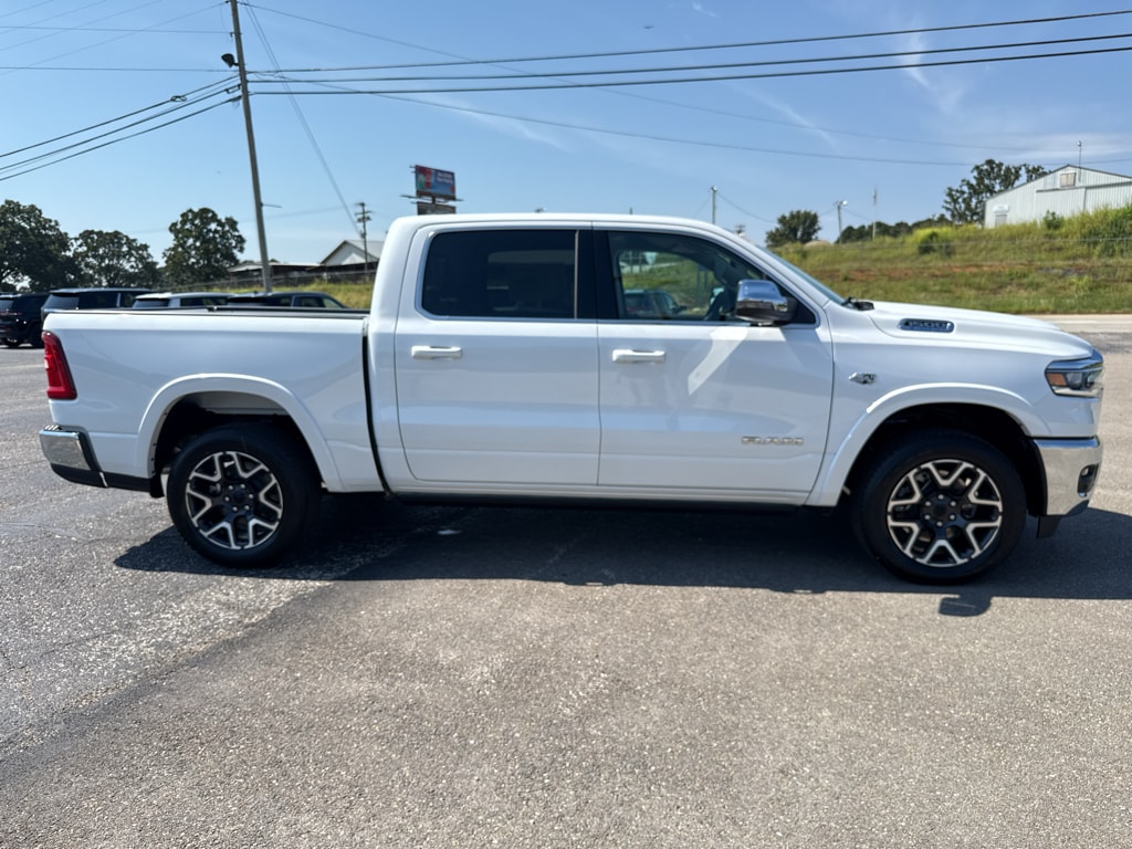 New 2027 Ram 1500 LARAMIE CREW CAB 4X4 5'7 BOX Pickup