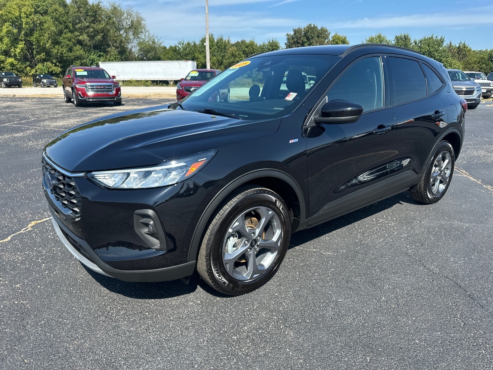 2025 Ford Escape ST-Line Select photo 3
