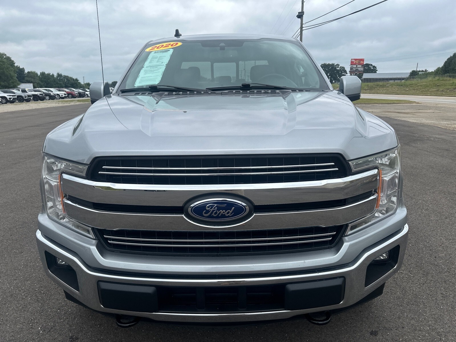 2020 Ford F-150 Lariat photo 2