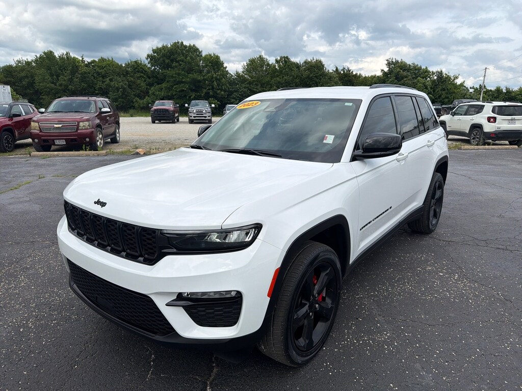 Used 2023 Jeep Grand Cherokee Limited SUV