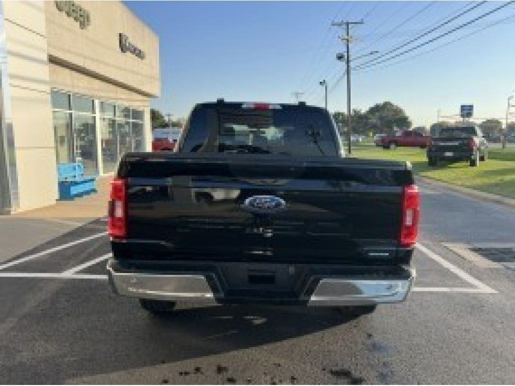 2023 Ford F-150 XLT - Photo 7