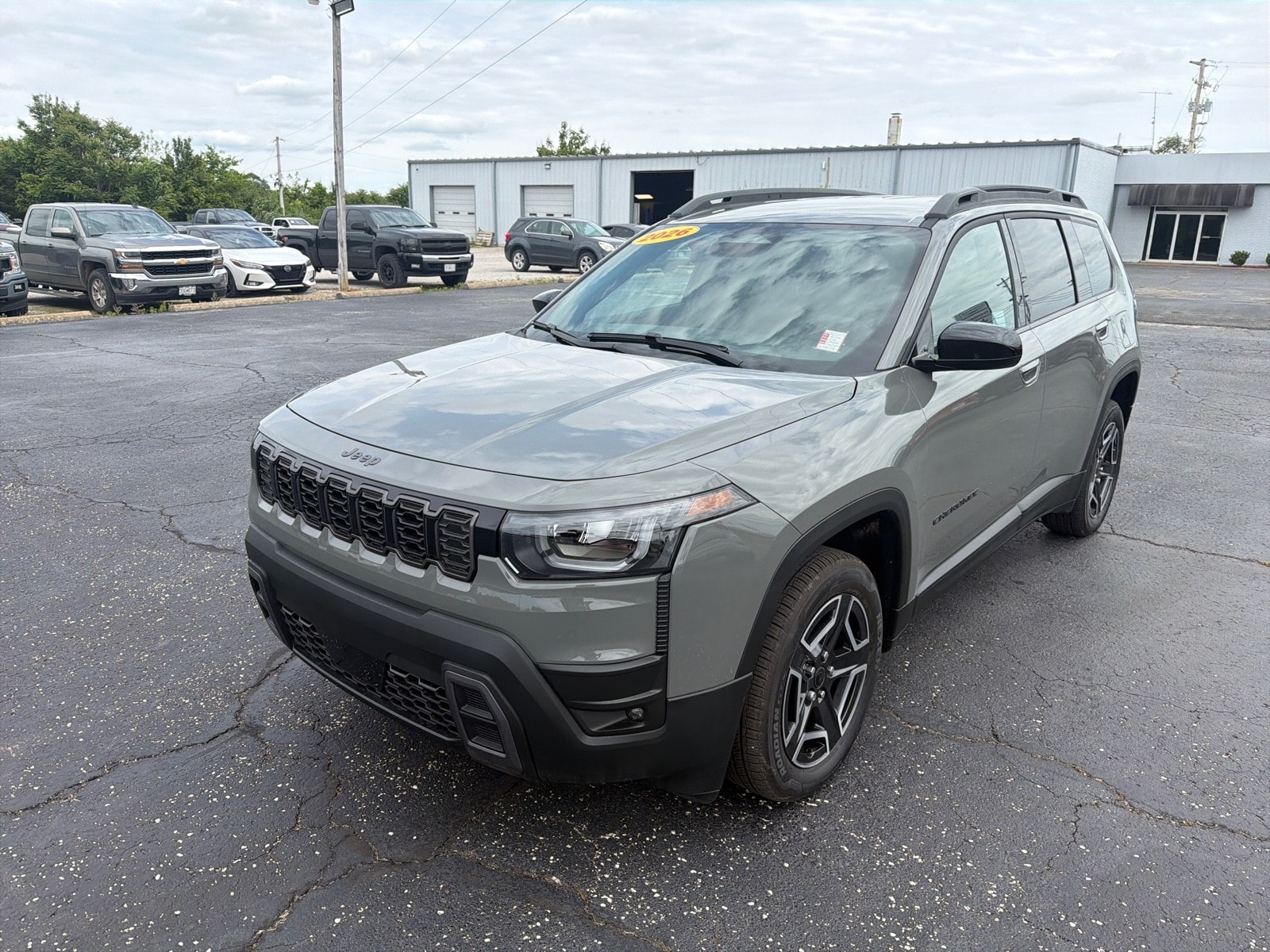 2026 Jeep Cherokee Laredo HEV 4X4's photo