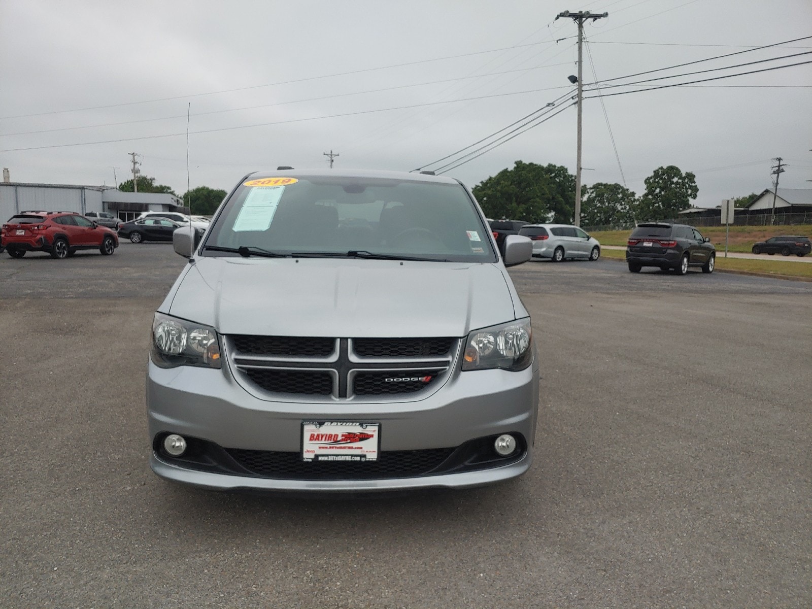 View vehicle photo 2