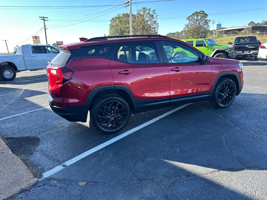 Used 2023 GMC Terrain SLE SUV