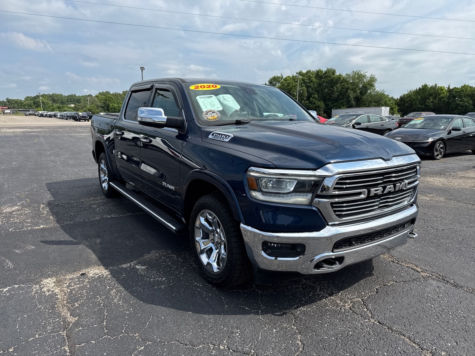 2020 RAM 1500 Laramie 4x4 Crew Cab 5'7's photo