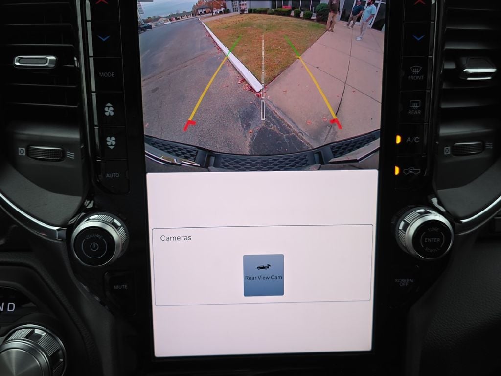 2026 RAM 1500 Laramie - Photo 24