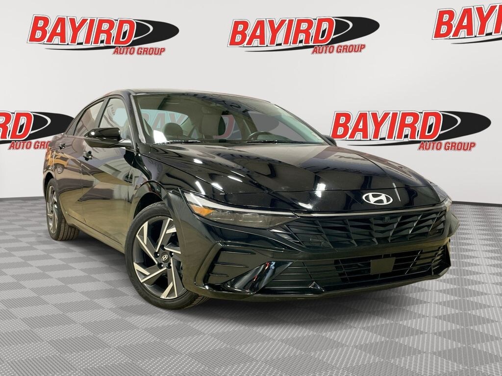 Used 2024 Hyundai Elantra Limited Sedan