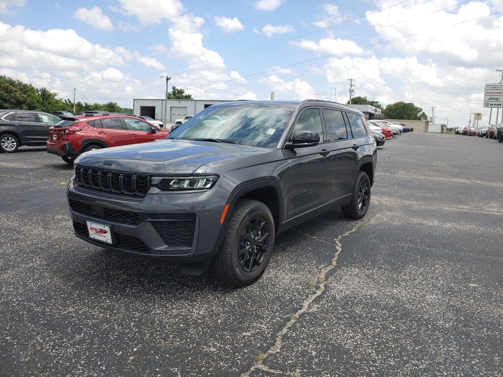 New 2026 Jeep Grand Cherokee L Laredo Sport Utility